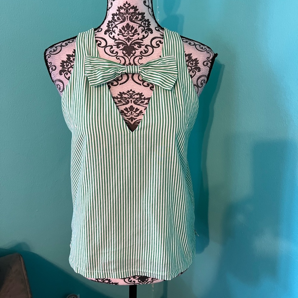 EUC Tea & Cup Top
